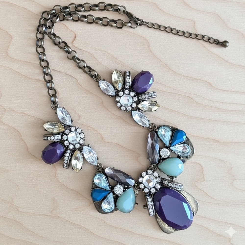 Antiqued Brass Jewel Tones Rhinestone Crystal Bib Necklace 17”in Vintage Y2K - Picture 9 of 9